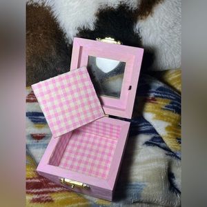 Super cute handmade jewelry box!!